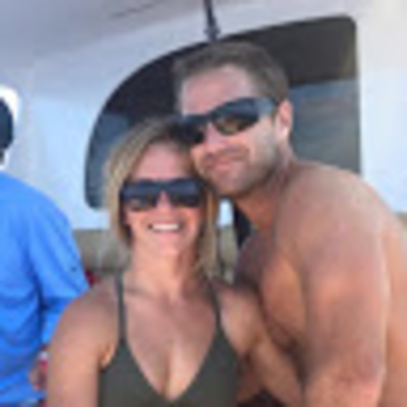 Meet your Posher, Heather - Picture 1 of 1